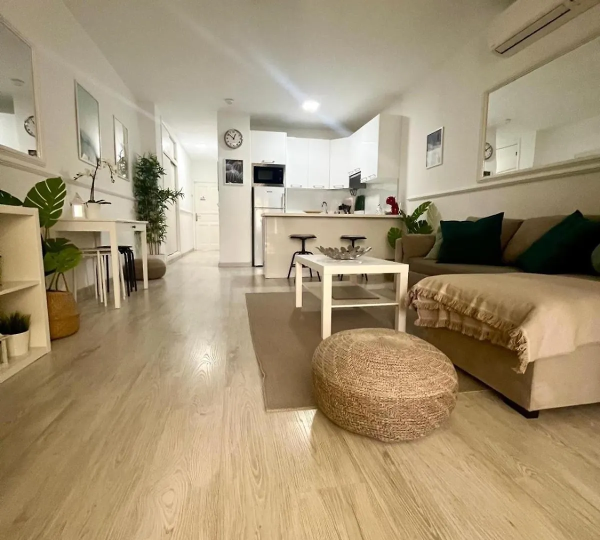 Super Y Amplio Apto Con Airco, Planta Baja En Mareverde أذيخي 0*,